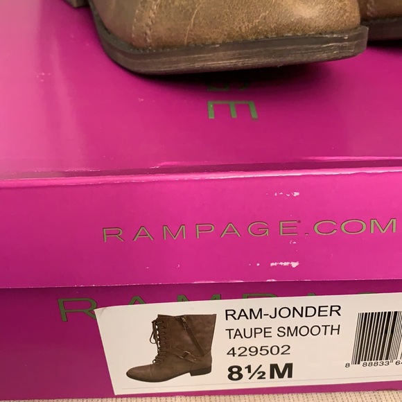 Shoes - Picture 5 of 5